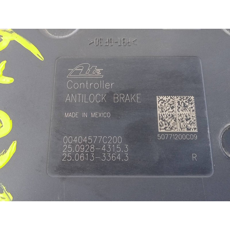 Recambio de abs para chrysler 300 c touring 3.0 crd referencia OEM IAM P04779679AC 00404577C200 P3-B8-24-3
