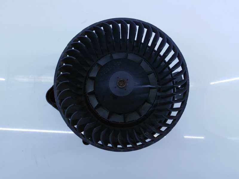 Recambio de ventilador calefaccion para audi a4 avant (8e) 2.5 tdi referencia OEM IAM 8E1820021E 90200160032303 E1-B6-1-4