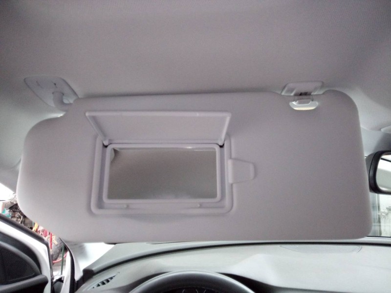 Recambio de parasol izquierdo para opel grandland x selective referencia OEM IAM   