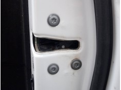 CERRADURA PUERTA TRASERA DERECHA 