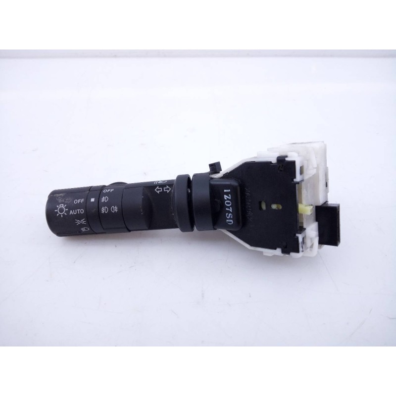 Recambio de mando intermitentes para nissan qashqai (j10) 360 referencia OEM IAM   E3-B4-32-1