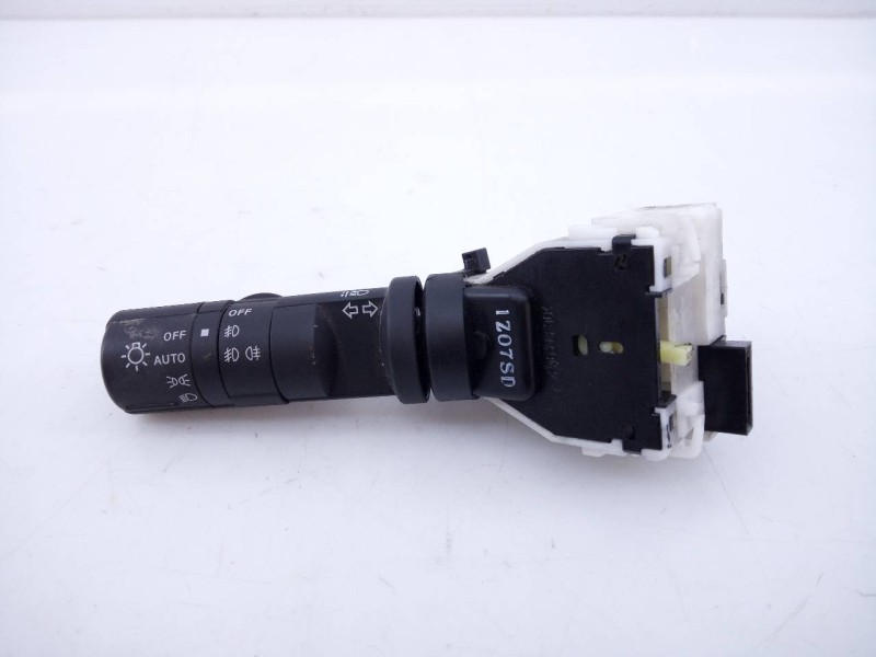 Recambio de mando intermitentes para nissan qashqai (j10) 360 referencia OEM IAM   E3-B4-32-1