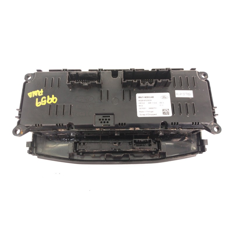 Recambio de mando climatizador para ford puma hybrid st-line referencia OEM IAM MN1T18C612AB KLXNC18C612 E3-B3-40-3