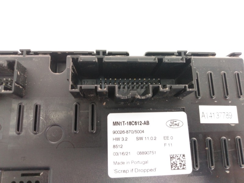 Recambio de mando climatizador para ford puma hybrid st-line referencia OEM IAM MN1T18C612AB KLXNC18C612 E3-B3-40-3