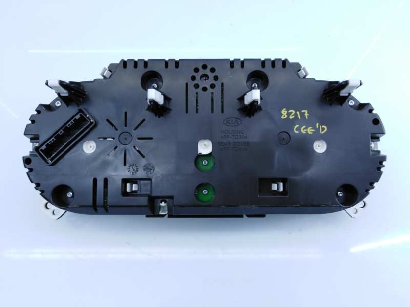 Recambio de cuadro instrumentos para kia cee´d drive referencia OEM IAM 94033A2040  E3-A3-34-4