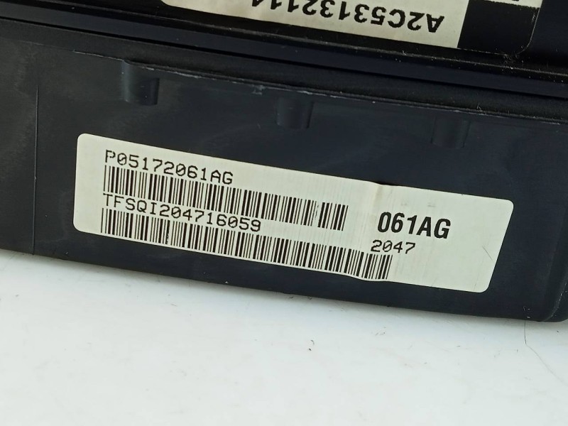 Recambio de cuadro instrumentos para chrysler 300 c touring 3.0 crd referencia OEM IAM P05172061AG A2C53253568 E3-B6-34-1