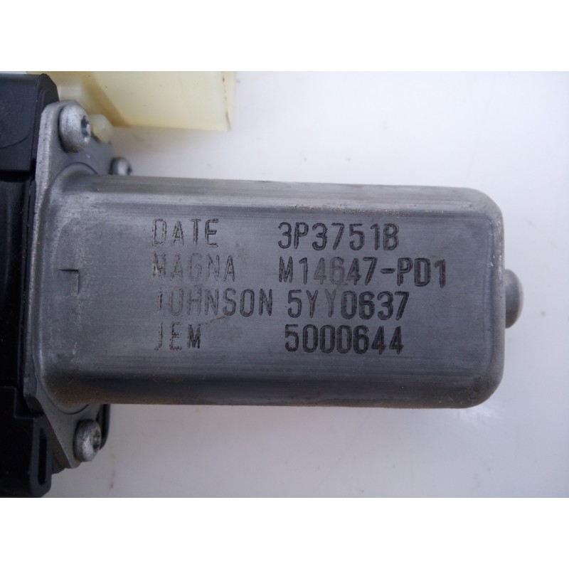 Recambio de elevalunas trasero derecho para bmw serie 3 lim. (f30) 320d xdrive referencia OEM IAM 5000644 5YY0637 E1-A3-40-2