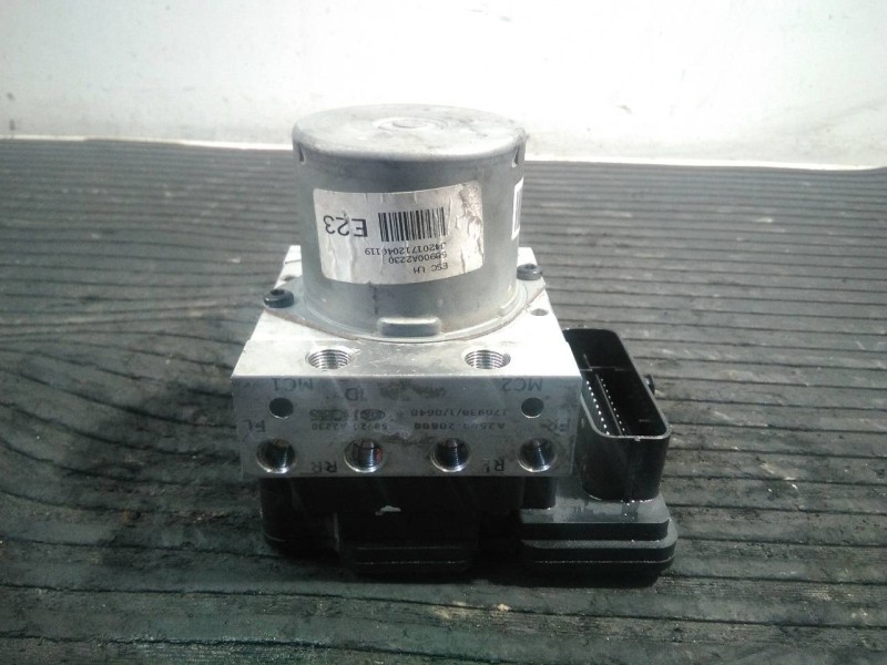 Recambio de abs para kia cee´d drive referencia OEM IAM 6158945200 A258930800 P3-A8-22-3