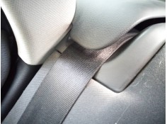 CINTURON SEGURIDAD TRASERO DERECHO 