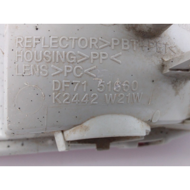 Recambio de piloto trasero izquierdo de paragolpes para mazda 2 lim. (de) 1.3 active (3-ptas.) referencia OEM IAM DF7151660  