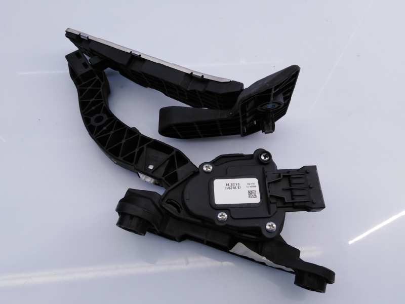Recambio de pedal acelerador para kia cee´d drive referencia OEM IAM 327003XXXX  E3-A3-34-4
