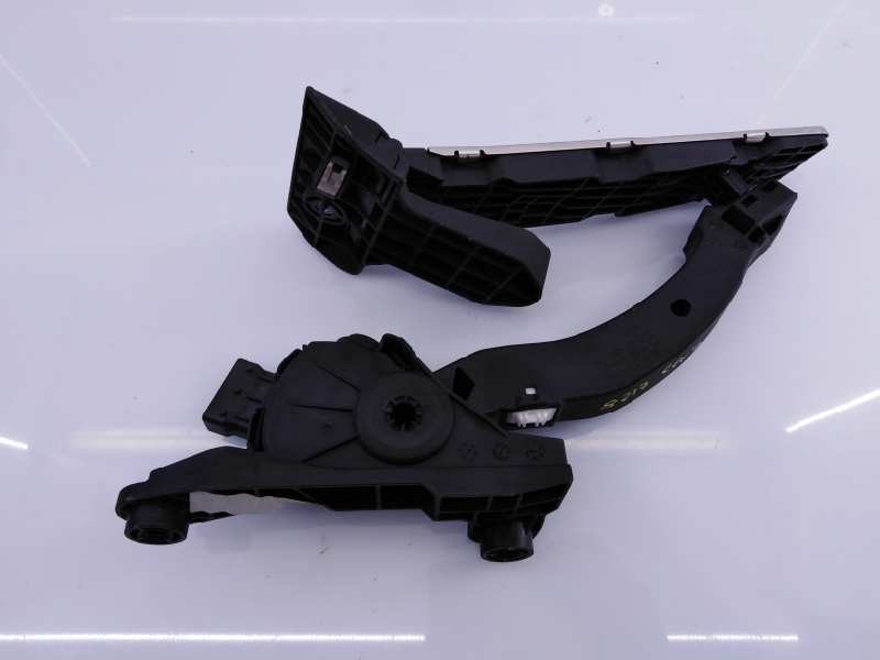 Recambio de pedal acelerador para kia cee´d drive referencia OEM IAM 327003XXXX  E3-A3-34-4