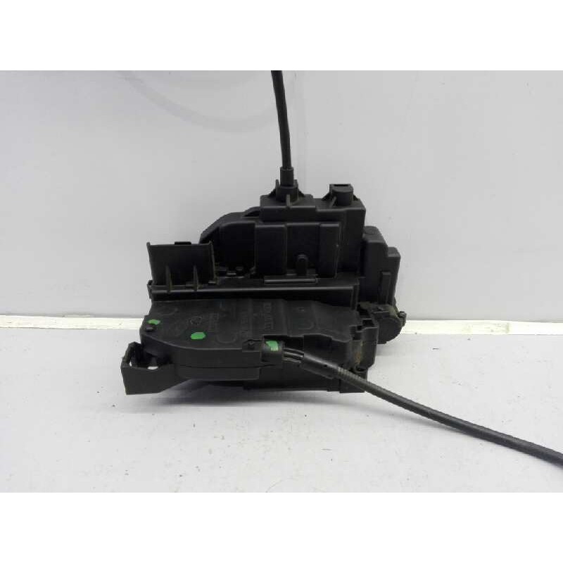 Recambio de cerradura puerta trasera izquierda para renault scenic iii grand dynamique referencia OEM IAM 806070032R  E1-A1-8-1