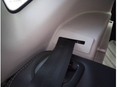 CINTURON SEGURIDAD TRASERO DERECHO 