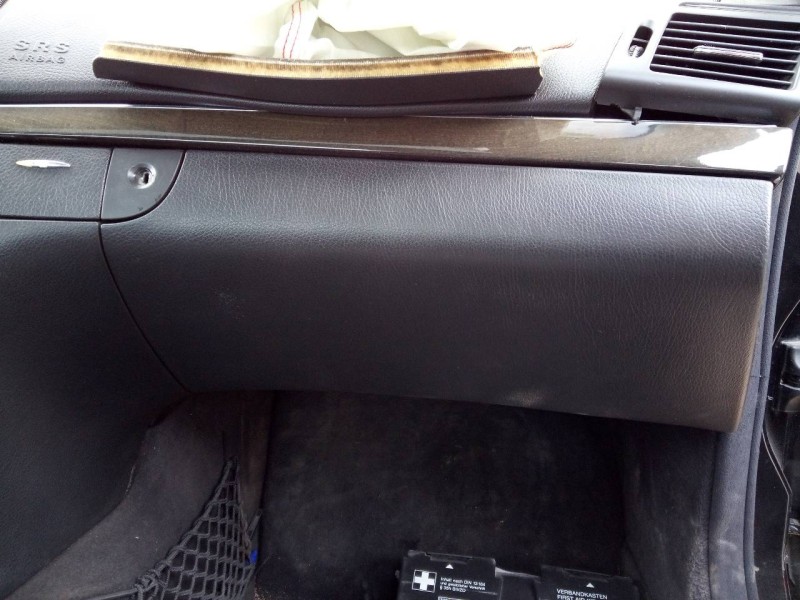 Recambio de guantera para mercedes-benz clase e (w211) berlina e 270 cdi (211.016) referencia OEM IAM   