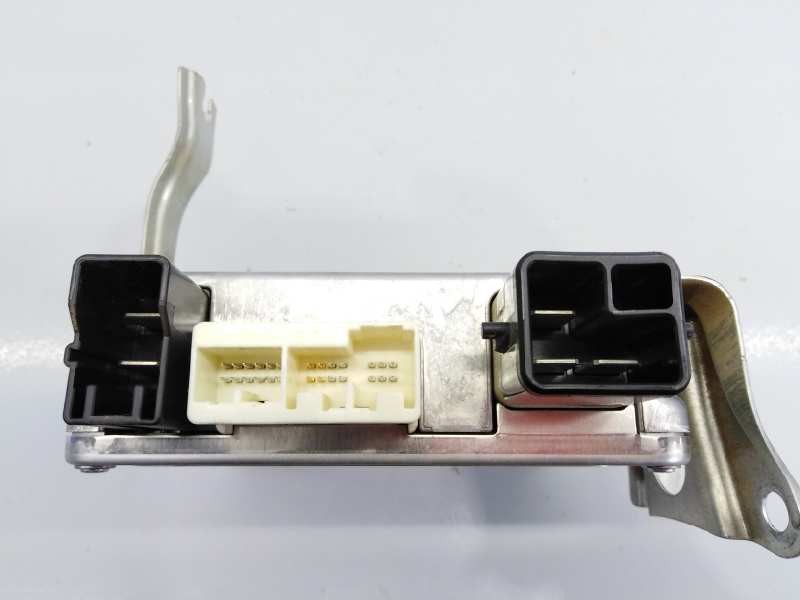 Recambio de modulo electronico para toyota rav 4 (a3) executive referencia OEM IAM 8965042040  E3-B2-4-1