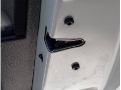 CERRADURA PUERTA TRASERA DERECHA 