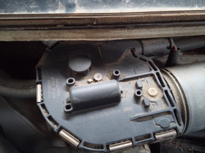 Recambio de motor limpia delantero para audi a6 berlina (4f2) 2.0 tdi referencia OEM IAM 1397220680  