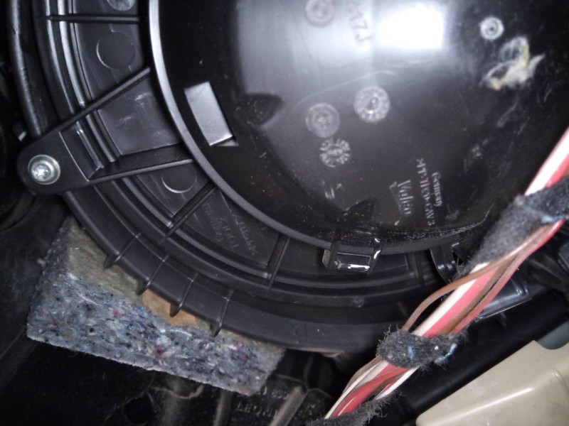 Recambio de ventilador calefaccion para bmw serie 3 lim. (f30) 320d xdrive referencia OEM IAM T1014417J  