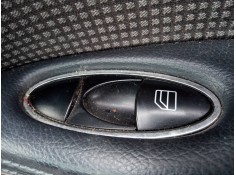 MANDO ELEVALUNAS DELANTERO DERECHO 