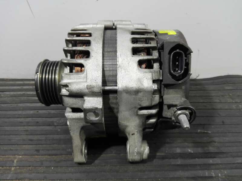 Recambio de alternador para hyundai i40 premium referencia OEM IAM 373002A800  P3-A4-4-2