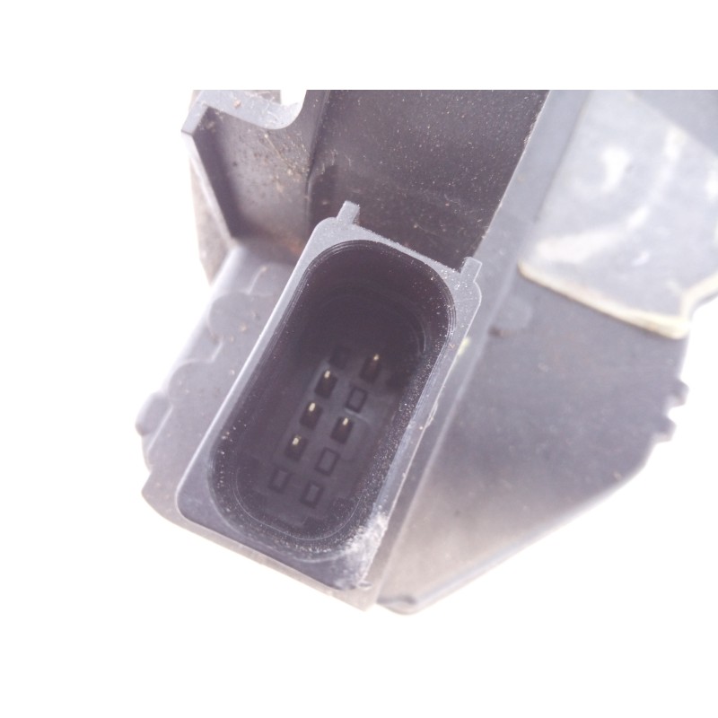 Recambio de cerradura puerta trasera derecha para opel insignia berlina excellence referencia OEM IAM   E2-B6-50-2