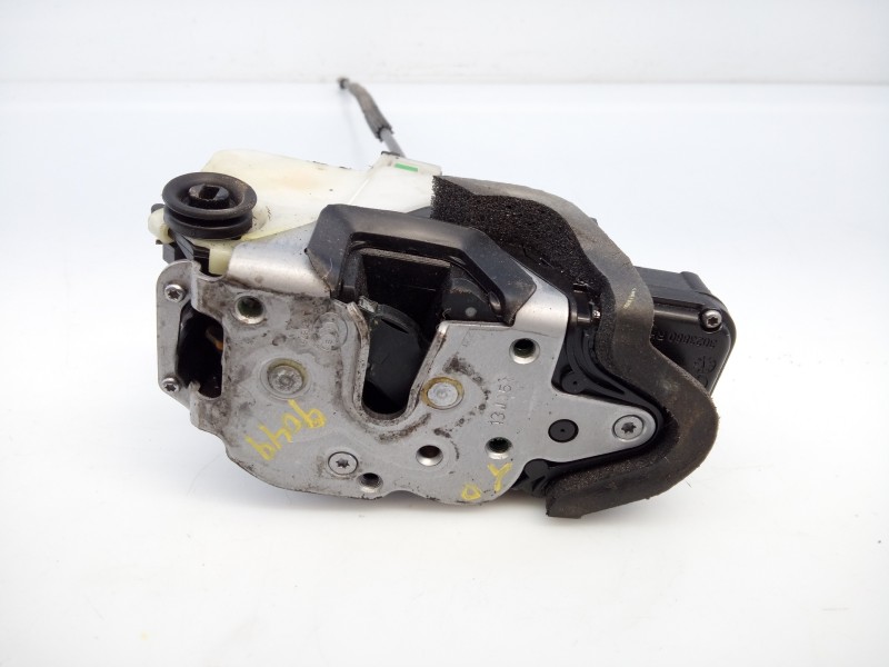 Recambio de cerradura puerta trasera derecha para opel insignia berlina excellence referencia OEM IAM   E2-B6-50-2