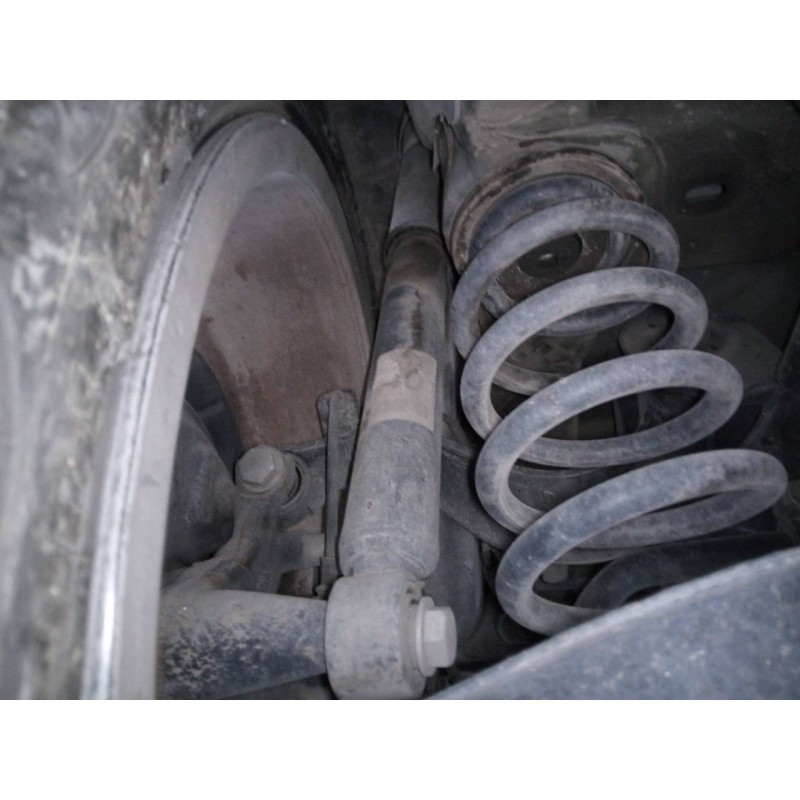 Recambio de amortiguador trasero izquierdo para audi a3 sportback (8p) 2.0 tdi ambiente (dpf) referencia OEM IAM   