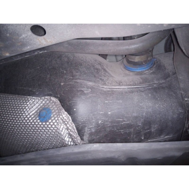 Recambio de deposito combustible para opel insignia berlina excellence referencia OEM IAM   