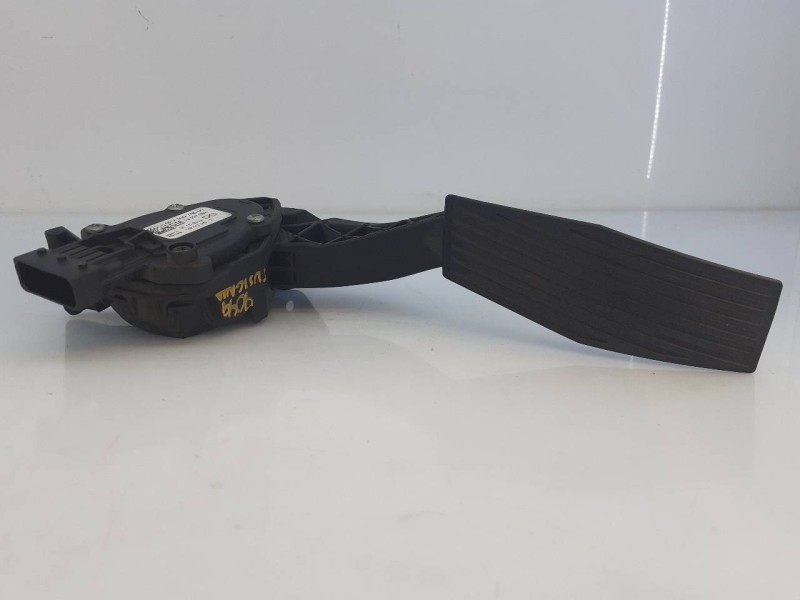 Recambio de pedal acelerador para opel insignia berlina excellence referencia OEM IAM 13237352  E3-A5-4-1