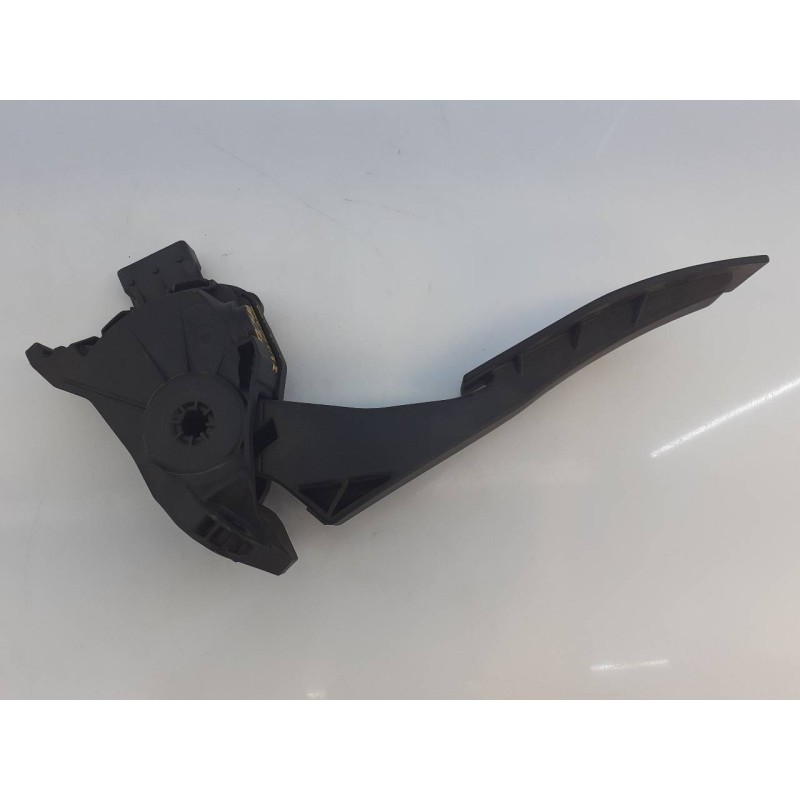 Recambio de pedal acelerador para opel insignia berlina excellence referencia OEM IAM 13237352  E3-A5-4-1