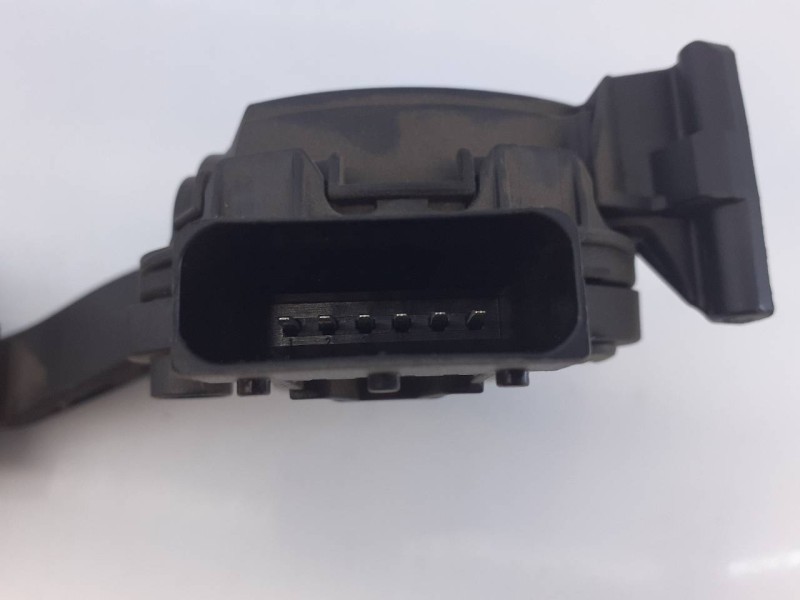 Recambio de pedal acelerador para opel insignia berlina excellence referencia OEM IAM 13237352  E3-A5-4-1