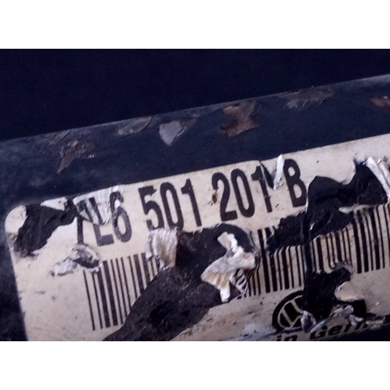 Recambio de transmision trasera derecha para volkswagen touareg (7l6) tdi r5 referencia OEM IAM 7L6501201B  P1-A6-27