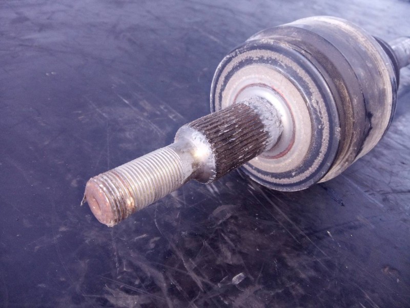 Recambio de transmision trasera derecha para volkswagen touareg (7l6) tdi r5 referencia OEM IAM 7L6501201B  P1-A6-27