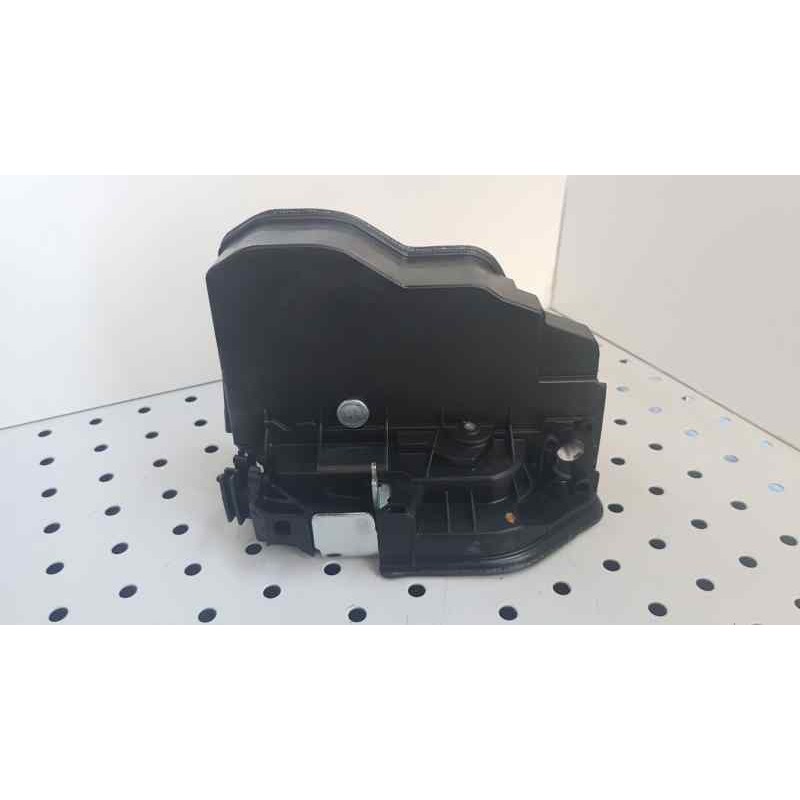 Recambio de cerradura puerta delantera derecha para bmw serie 3 berlina (e90) referencia OEM IAM DTSBW9020 NUEVA T2-2-B3-4