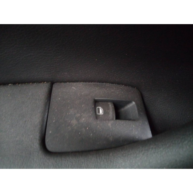 Recambio de mando elevalunas trasero izquierdo para audi a3 sportback (8p) 2.0 tdi ambiente (dpf) referencia OEM IAM   