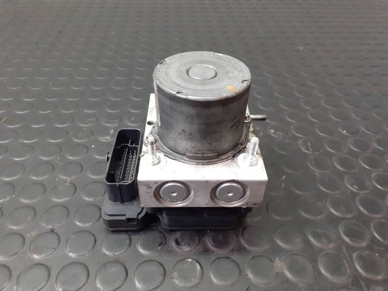 Recambio de abs para nissan nv400 pritsche l3h1 3,5t referencia OEM IAM 476603593  P3-A8-3-4