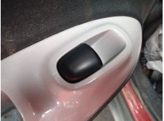 MANDO ELEVALUNAS TRASERO IZQUIERDO 