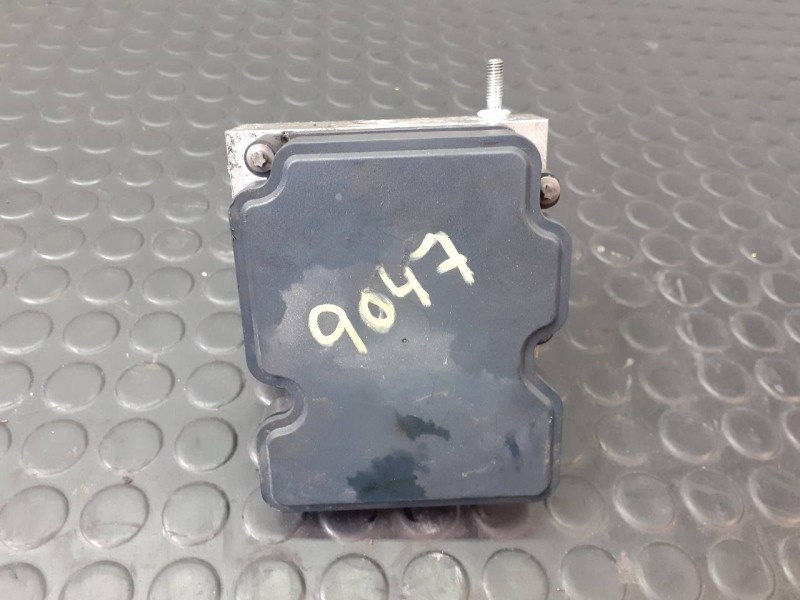 Recambio de abs para nissan nv400 pritsche l3h1 3,5t referencia OEM IAM 476603593  P3-A8-3-4