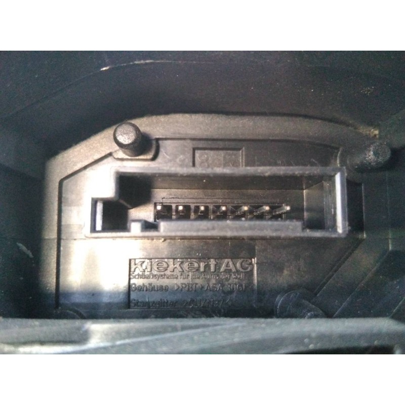 Recambio de cerradura puerta trasera derecha para bmw serie 1 berlina (e81/e87) 118d referencia OEM IAM 51227202148 7167070 E1-A