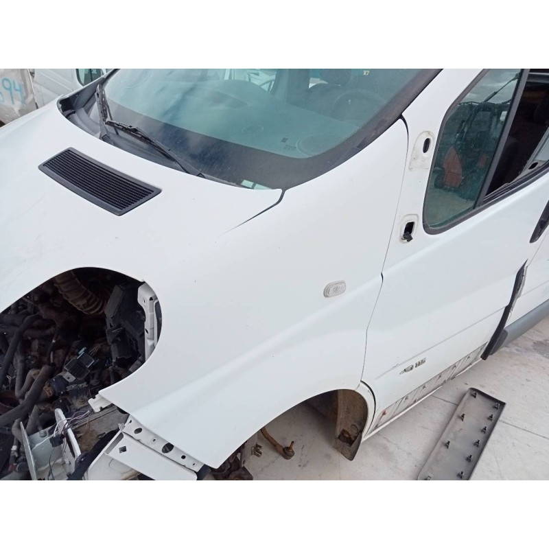 Recambio de aleta delantera izquierda para nissan primastar (x..) combi x83 referencia OEM IAM   