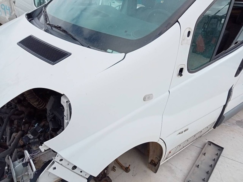 Recambio de aleta delantera izquierda para nissan primastar (x..) combi x83 referencia OEM IAM   