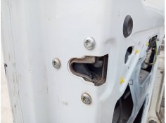 CERRADURA MALETERO / PORTON 