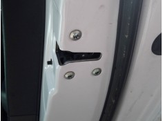 CERRADURA PUERTA TRASERA DERECHA 