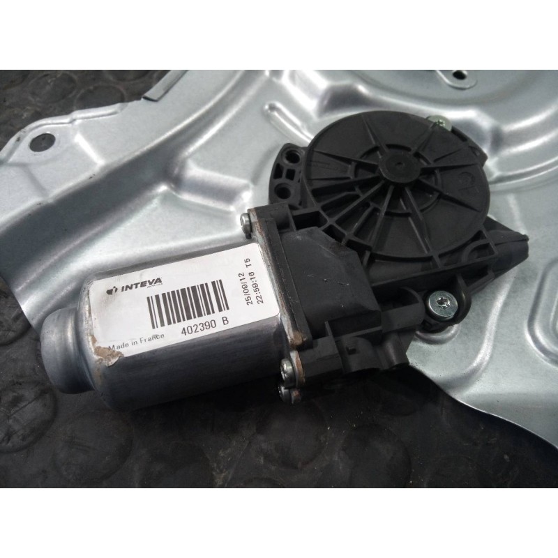 Recambio de elevalunas delantero derecho para hyundai ix35 style 2wd referencia OEM IAM 813202Y000  P2-B3-8