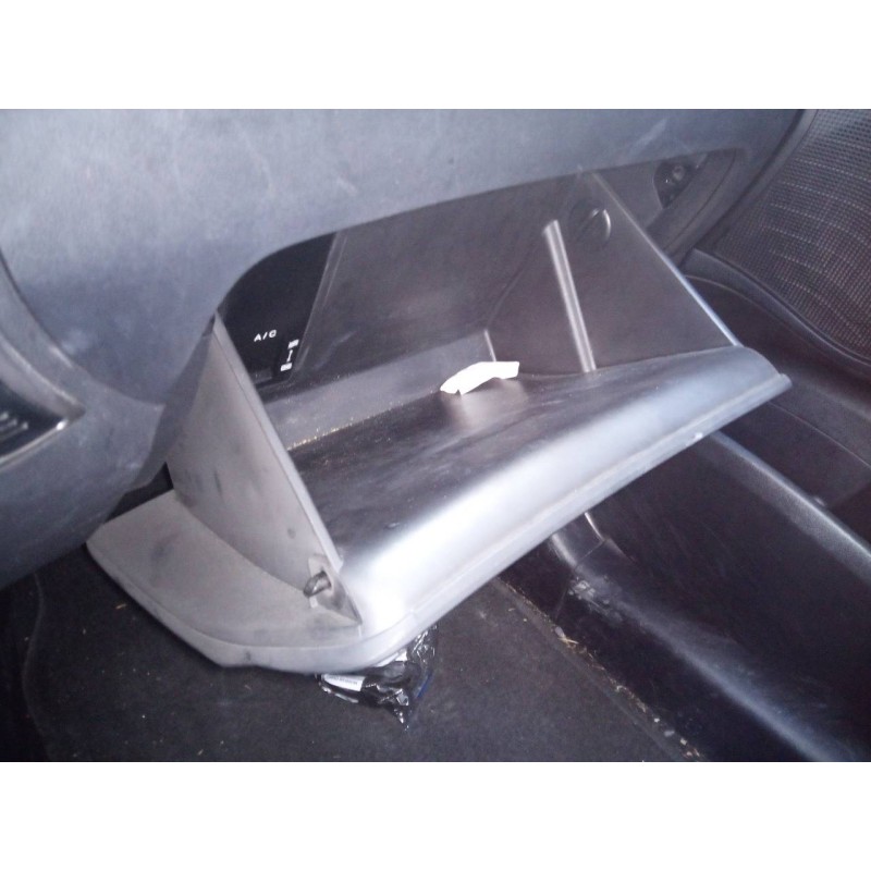 Recambio de guantera para hyundai ix35 style 2wd referencia OEM IAM   