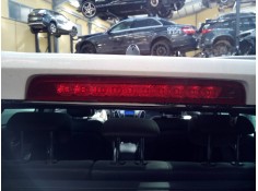 LUZ CENTRAL DE FRENO 