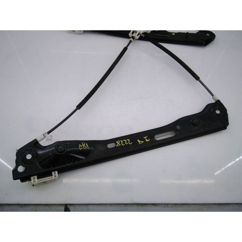 Recambio de elevalunas delantero izquierdo para bmw serie 1 berlina (e81/e87) 118i referencia OEM IAM 0130822228  E1-A3-12-1