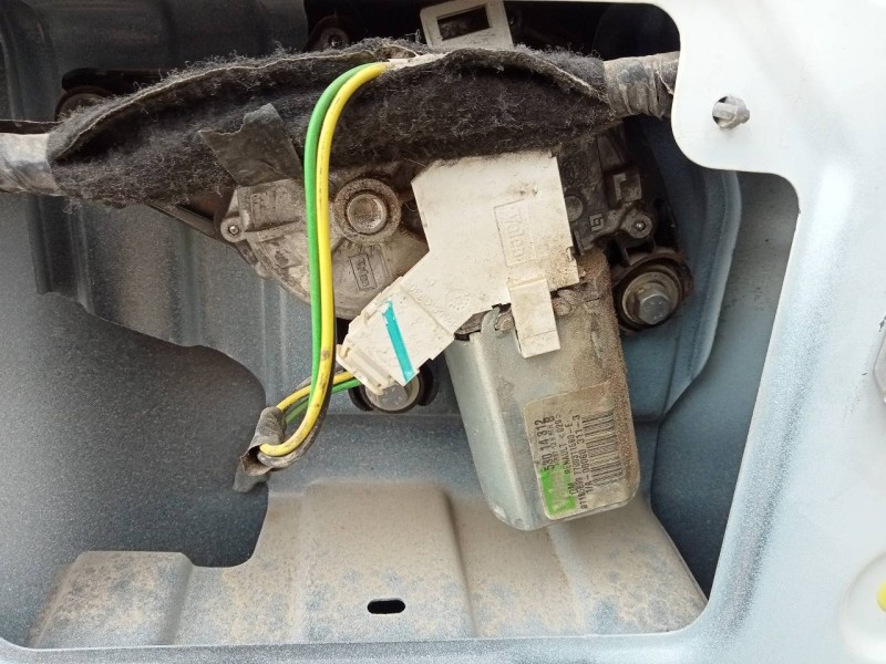 Recambio de motor limpia trasero para nissan primastar (x..) combi x83 referencia OEM IAM 53014312  