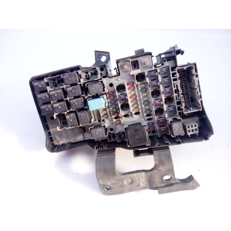 Recambio de caja reles / fusibles para mazda 6 lim. (gh) 2.2 ce 163 luxury (5-ptas.) referencia OEM IAM   E3-B5-23-2